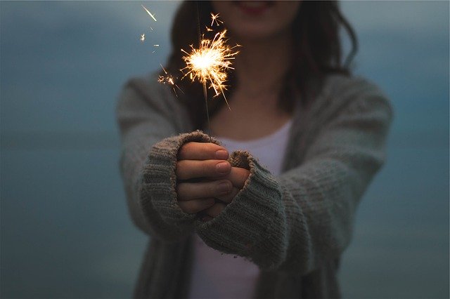 How to Set Intentions, Not Resolutions, to Actually Achieve Your New Year’s Goals